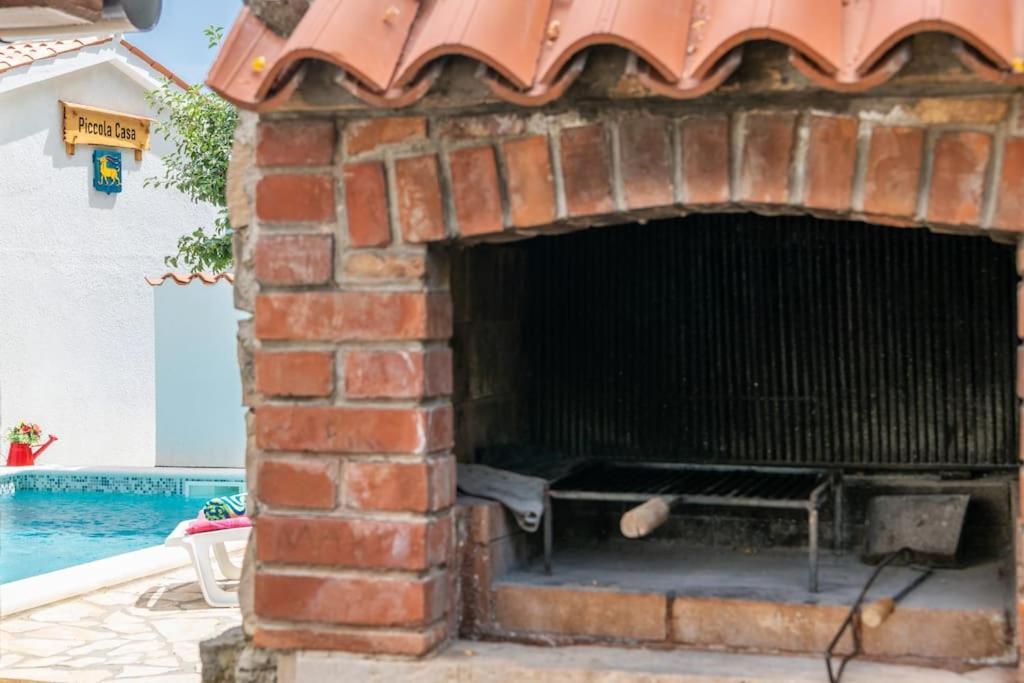 Piccola Casa - A Little Paradise Krsan Exterior photo